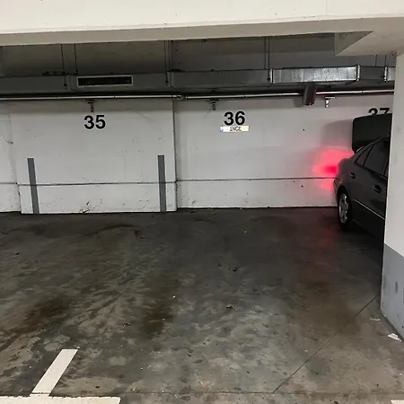 Stylish With Balcony, Underground Parking *